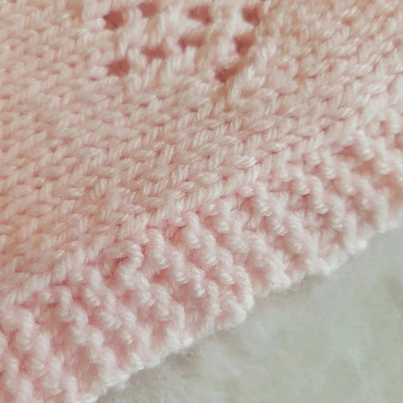 🌴3/$15🌴 Beautiful afgan crochet baby pink blanket / lap blanket handmade - Picture 4 of 12